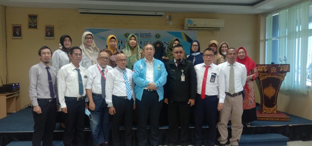 Read more about the article Fakultas Ekonomi dan Bisnis Universitas PGRI Palembang Gelar Ujian Skripsi